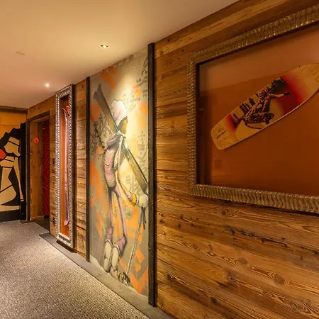 Black Diamond - Bansky Ferienhaus Tignes